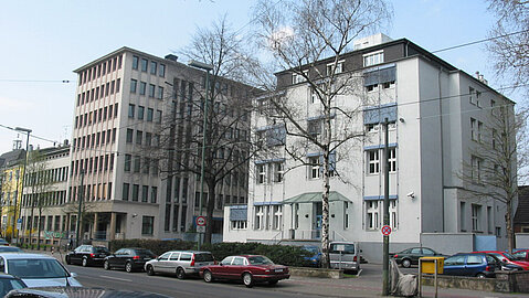 Straßenansicht des ehemaligen Sitzes von IT.NRW in Düsseldorf