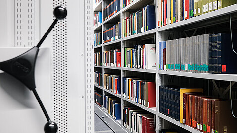 Uni Siegen Rollregalanlage in der Bibliothek 