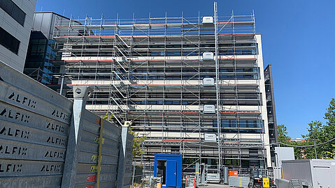 Baustelle in Arbeit